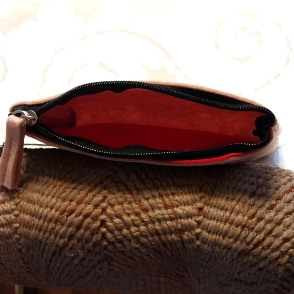 Unique Boutique Heartfelt NWT Felt‎ Clutch Cosmetic Bag Handbag Coins Tan Red